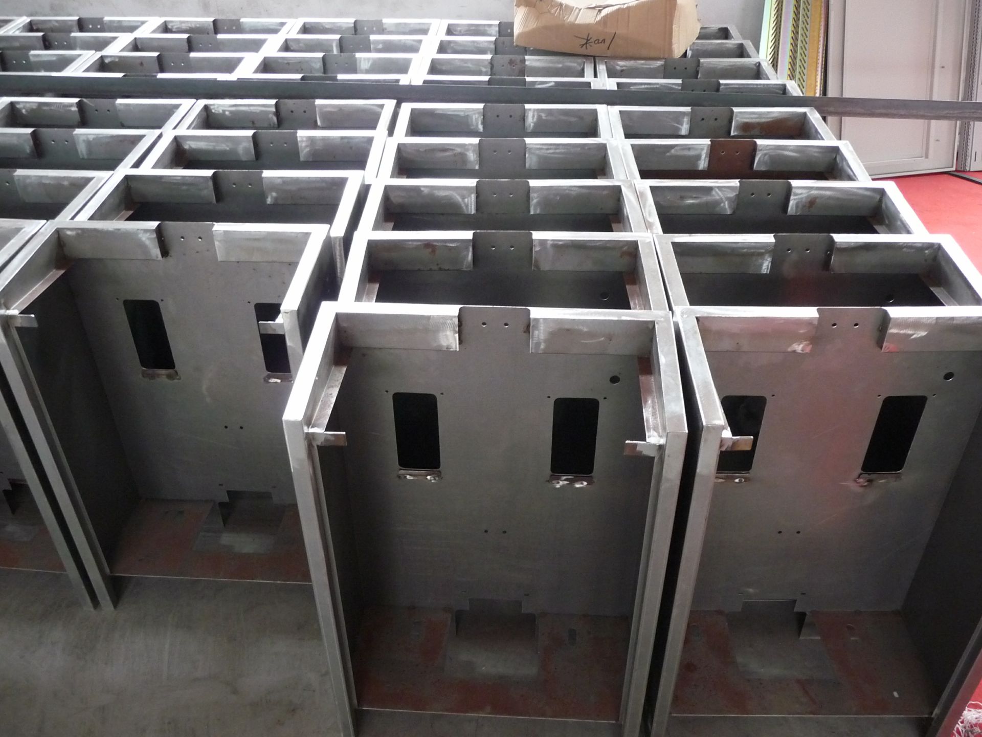 常见的钣金加工工艺-南昌贺亮食品安全管理有限公司